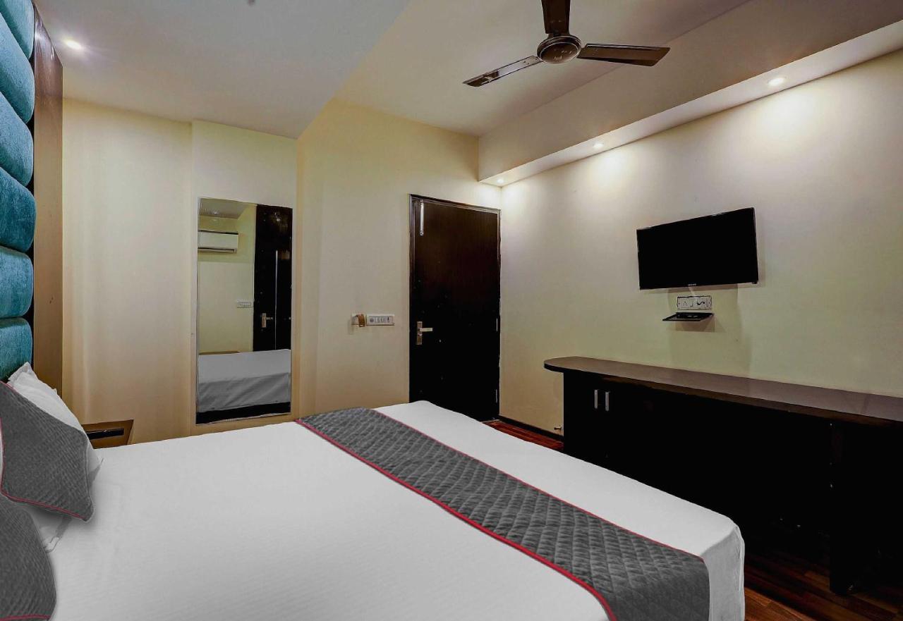 מלון ניו דלהי Townhouse Golden King מראה חיצוני תמונה