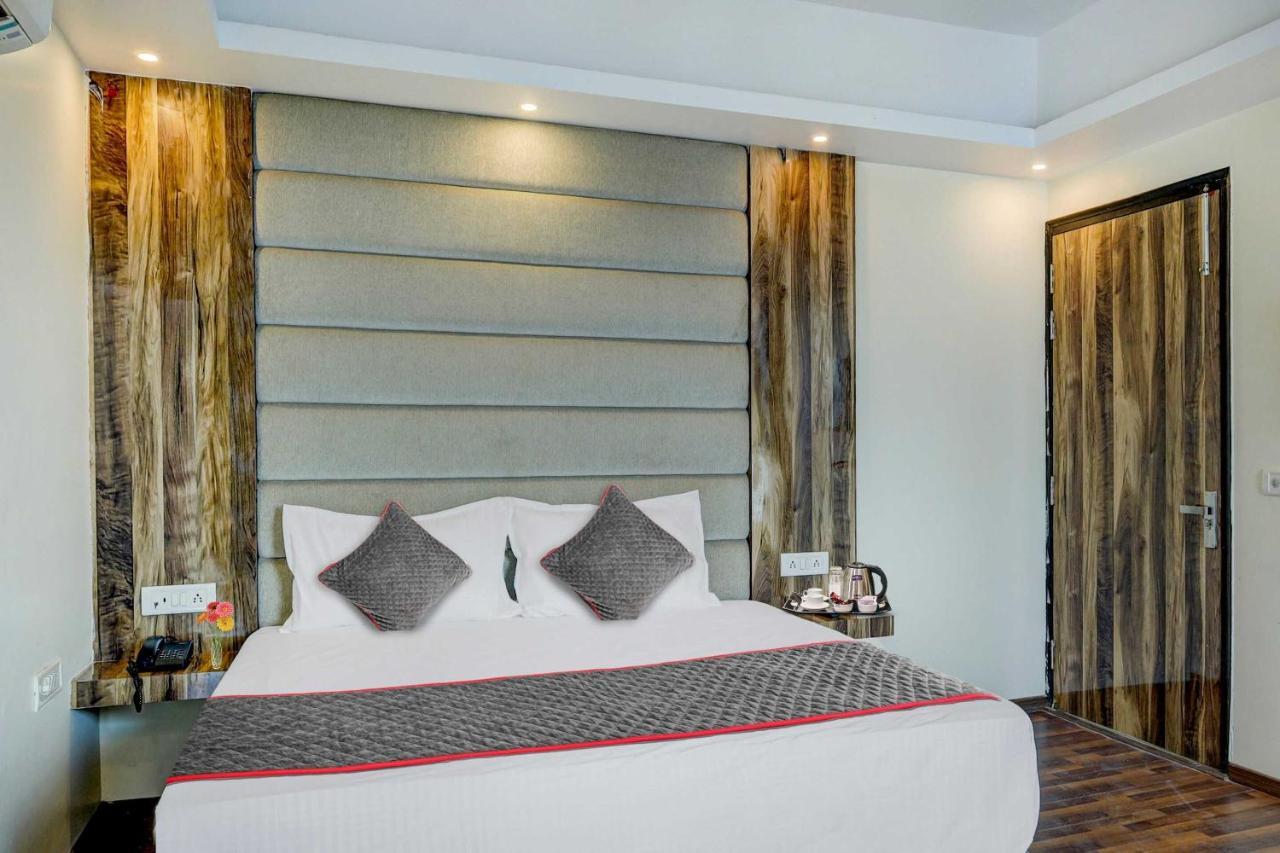 מלון ניו דלהי Townhouse Golden King מראה חיצוני תמונה