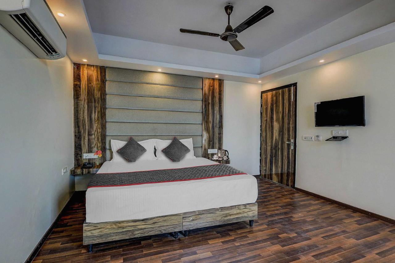 מלון ניו דלהי Townhouse Golden King מראה חיצוני תמונה