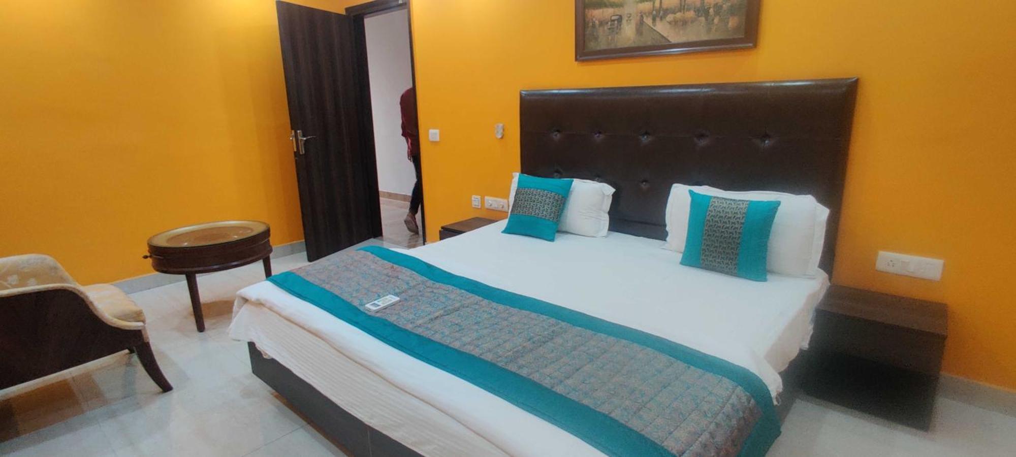 מלון ניו דלהי Townhouse Golden King מראה חיצוני תמונה